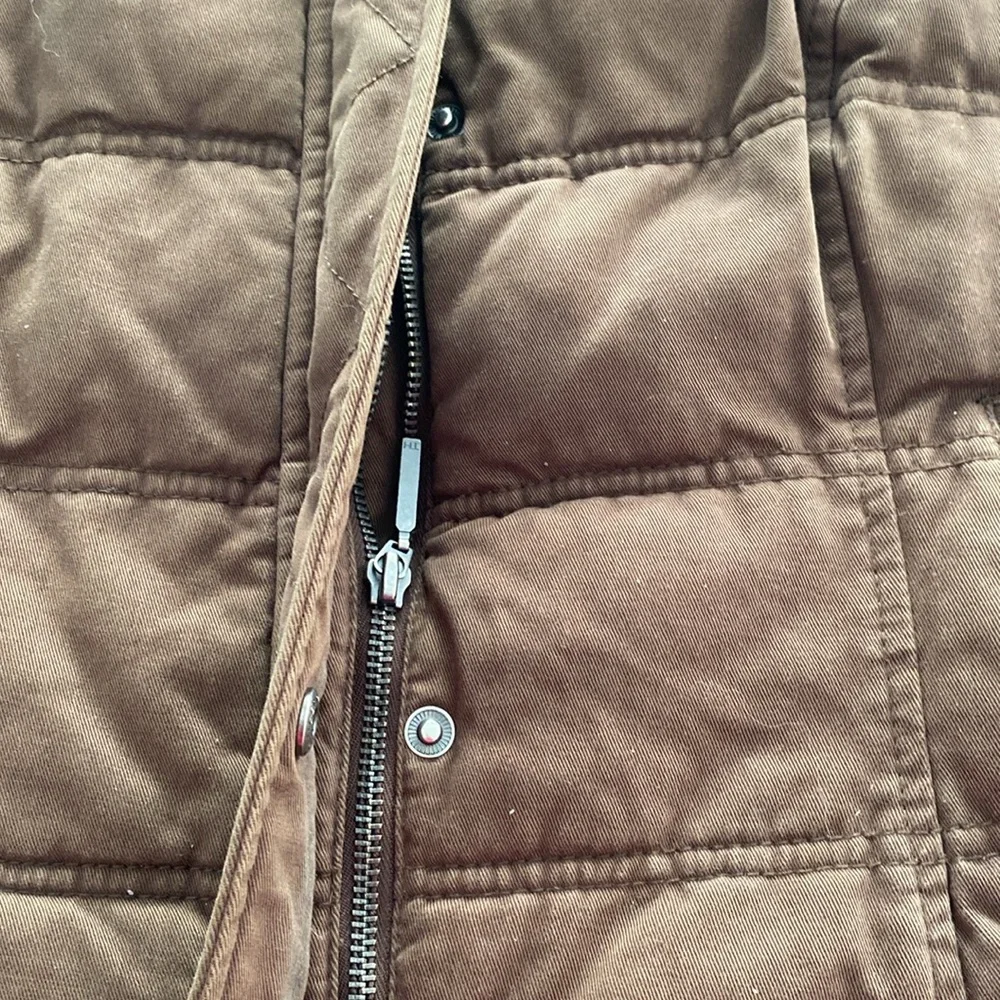 Tommy Hilfiger vest - Picture 3 of 5